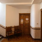 Ingresso dello studio di psicoterapia del Dott. Cristiano Pedersini, in Via Mazzini 30 a Trieste